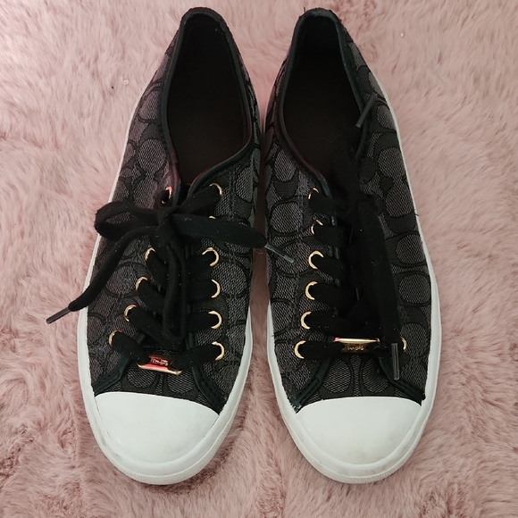 Coach Empire Black and White Sneakers Classic Style - Picture 1 of 3
